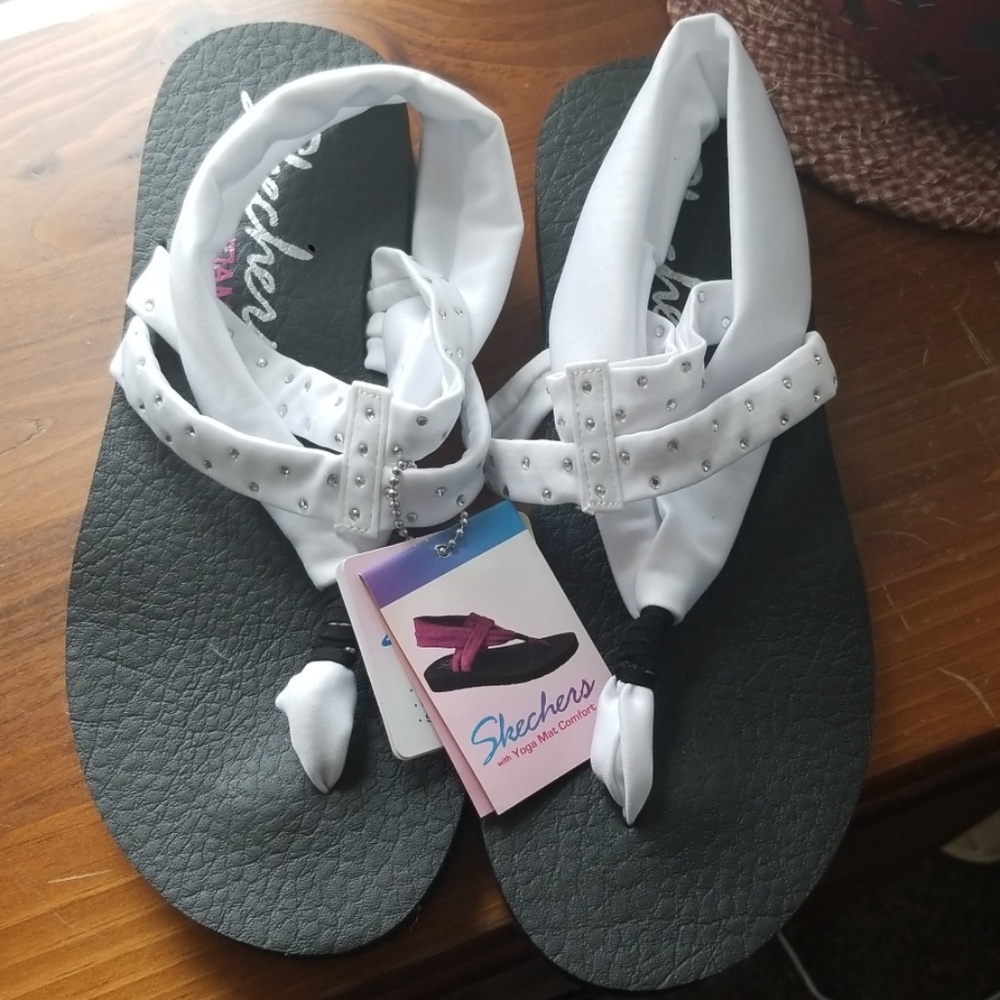 Skechers Yoga Foam Sandals